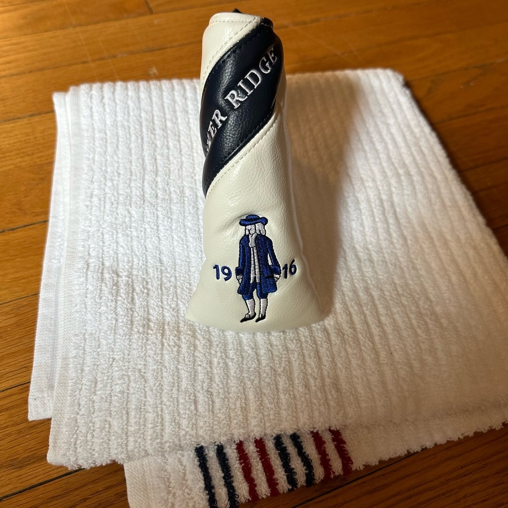 Quaker Ridge Golf Club - Limited Edition SOLD OUT - Blade Putter Headcover